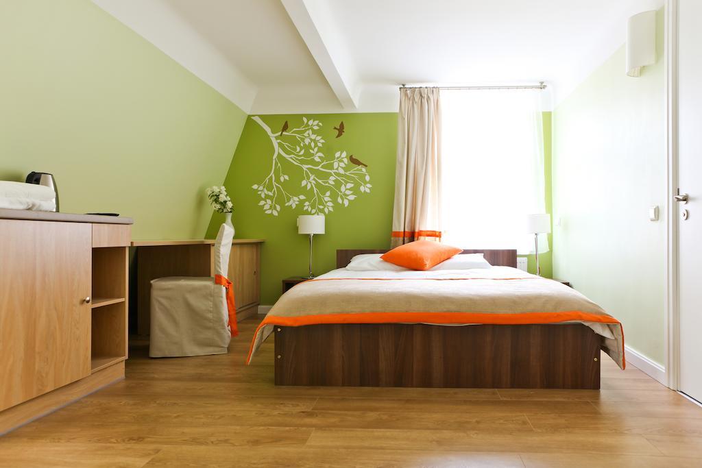 Martas Nams Hotel Вентспилс Екстериор снимка